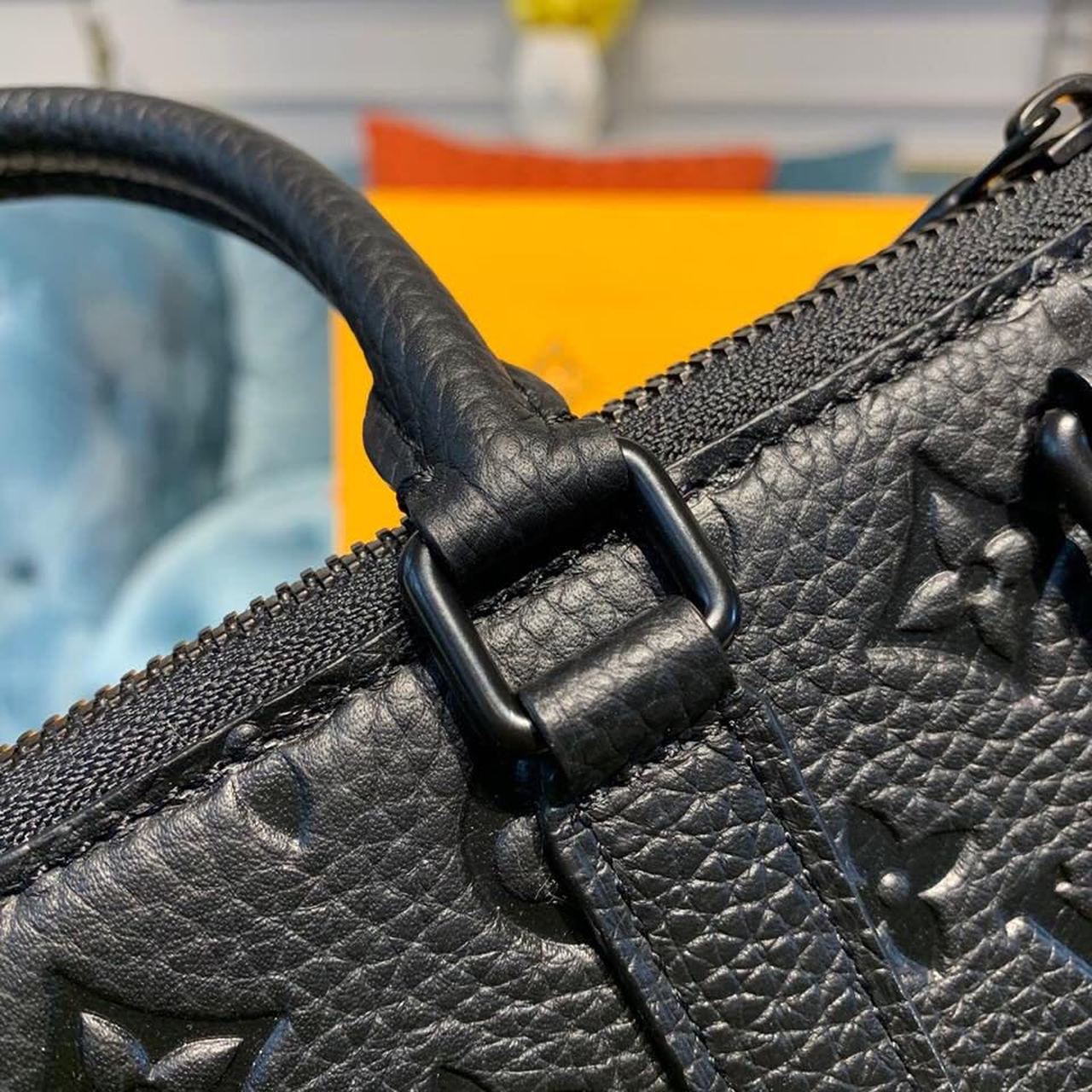 Louis Vuitton Mens Briefcase Runway Bag 28cm Monogram Empreinte Spring/Summer Collection M44476, Black - Image 7