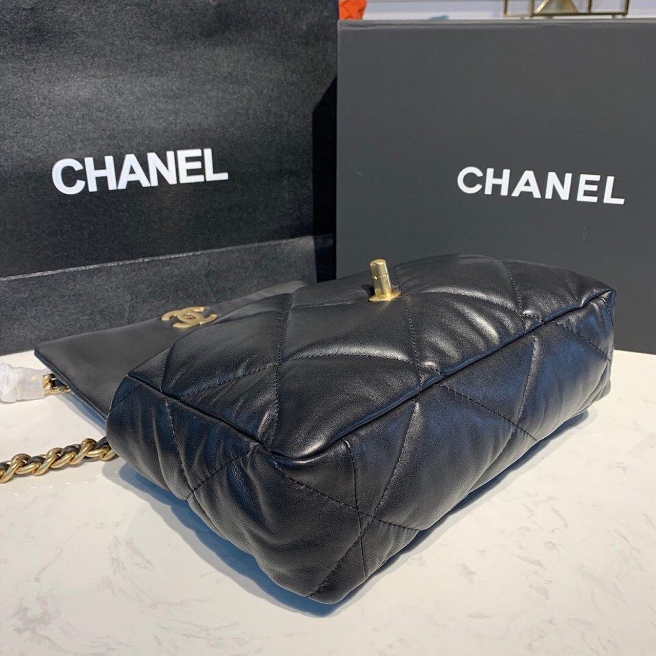 Chanel 19 Flap Bag 30cm Goatskin Leather Fall/Winter Act 1 Collection Black - Image 10
