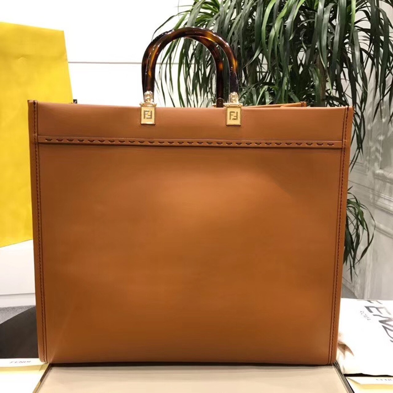 Fendi Sunshine Shopper Tote Bag 40cm Calfskin Leather Spring/Summer Collection, Brown - Image 7
