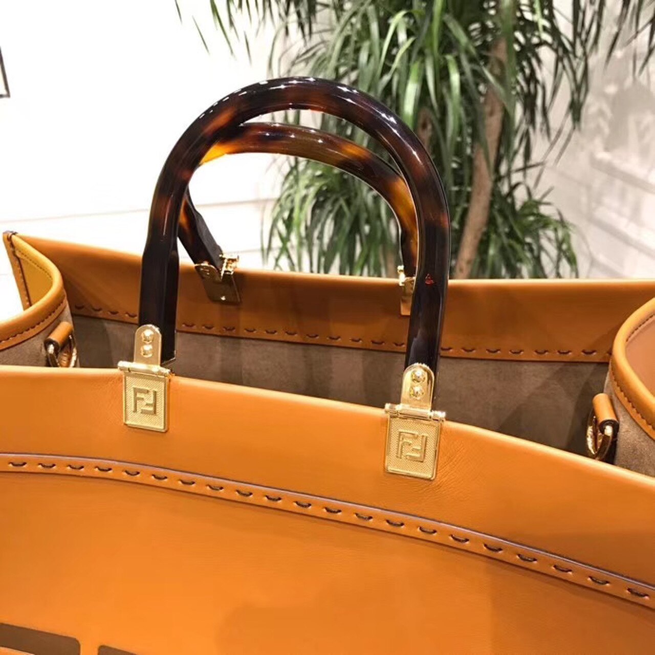 Fendi Sunshine Shopper Tote Bag 40cm Calfskin Leather Spring/Summer Collection, Brown - Image 14