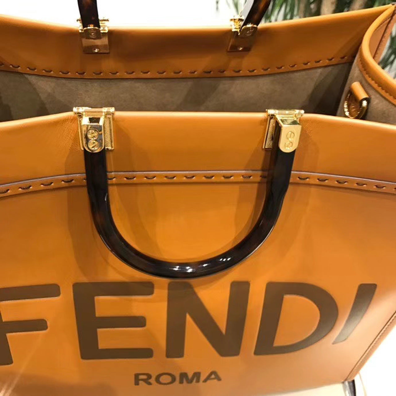 Fendi Sunshine Shopper Tote Bag 40cm Calfskin Leather Spring/Summer Collection, Brown - Image 15