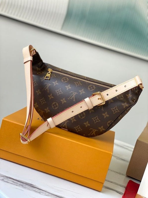 Louis Vuitton Bumbag 37cm Monogram Canvas Spring/Summer Collection, Brown - Image 6