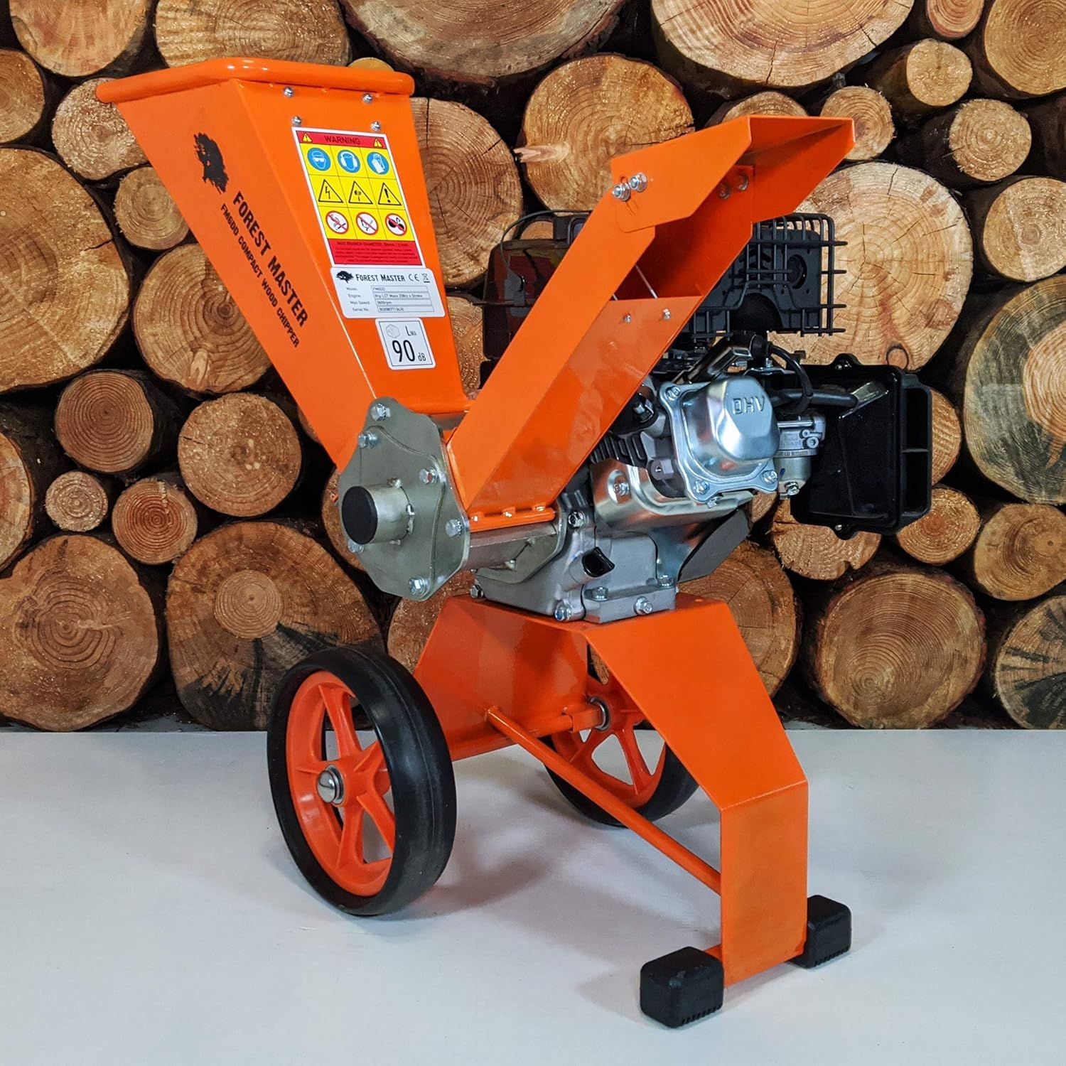 Forest Master FM6DD 6HP Gas Self-Feeding Wood Chipper, 2" Max Diameter, 3600 RPM - Image 4